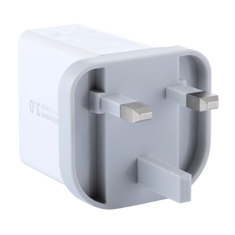 Caricatore USB 3 porte con spina UK per smartphone compatibili
