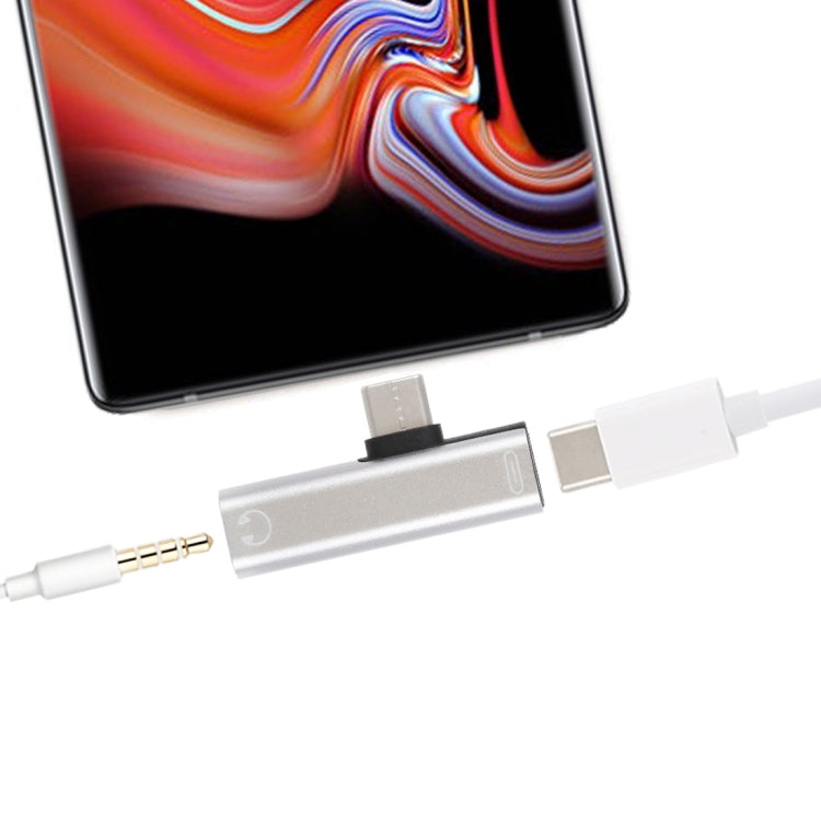 Adattatore USB-C maschio a USB-C femmina con jack 3,5 mm