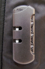 Zaino multifunzione antifurto imbottito con combinazione USB nero MOB1020