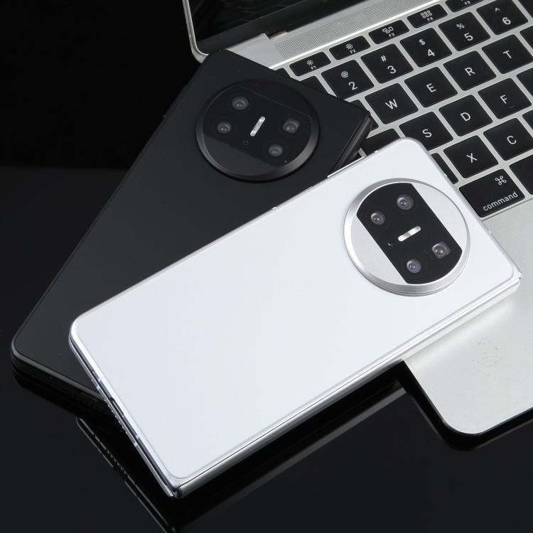 Modello display fittizio Huawei Mate X3 con schermo nero
