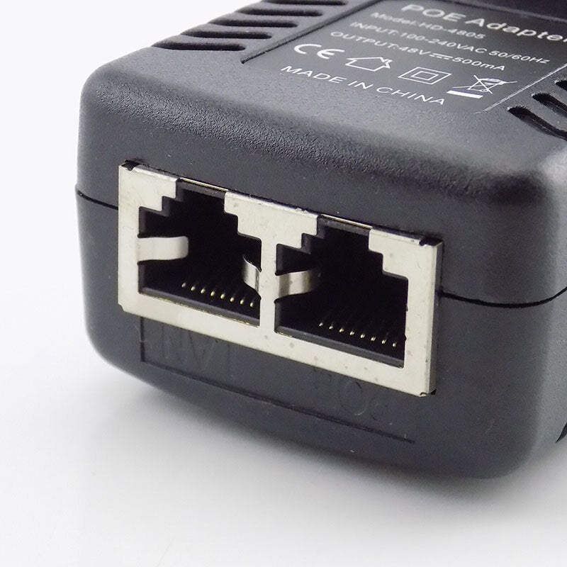 Iniettore PoE15F 24W 10/100Mbps per dispositivi IEEE 802.3af