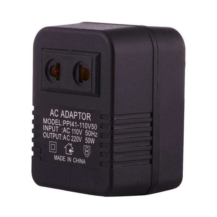 Adattatore di tensione 110V-220V 50W con spina americana