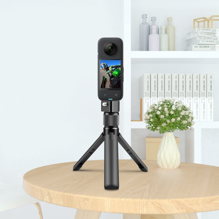 Treppiede da tavolo con impugnatura rotante per Insta360 X3