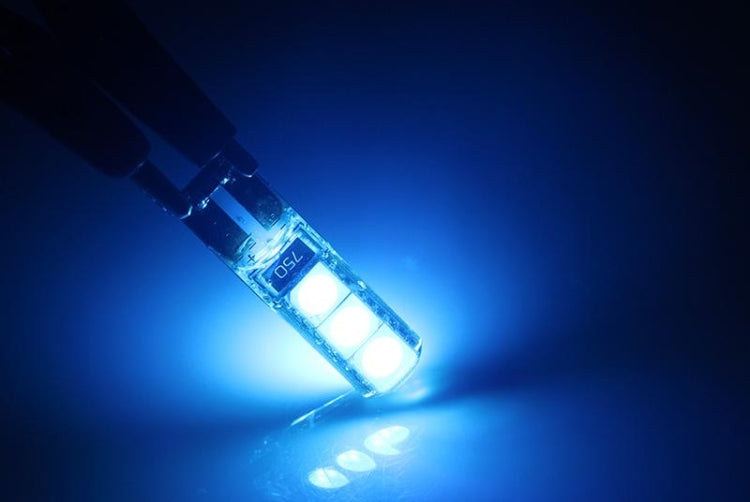 Luce stop LED T10 2W blu ghiaccio 12V per veicoli