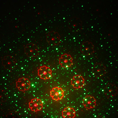 Cielo liquido dinamico con stelle e nuvole animate