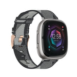 Cinturino in nylon intrecciato per Fitbit Versa 3 e Sense