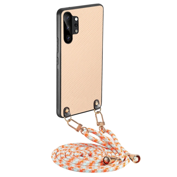 Custodia per telefono con retro in pelle e trama in fibra di carbonio per
