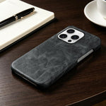 Cover posteriore in ecopelle con chiusura magnetica per iPhone 16