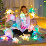 Cuscino luminoso a LED con peluche delfino 32 cm