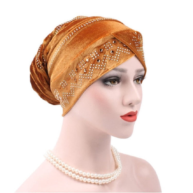 Cappello impilabile con turbante e strass in pleuche