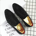 Scarpe basse uomo punta nera con strass e rivetti