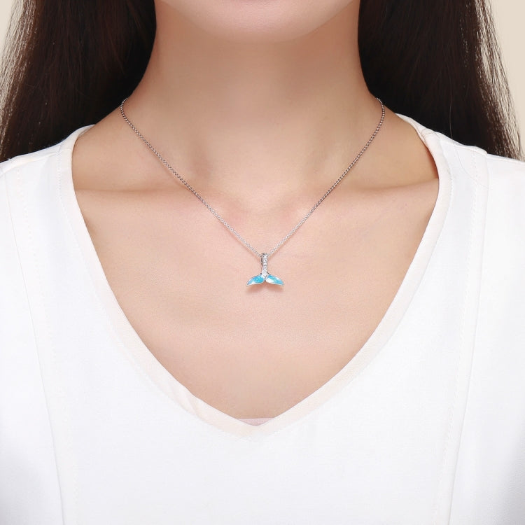 Collana con ciondolo coda di pesce in argento 925