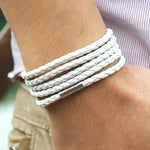 Bracciale in pelle da uomo con ciondolo vintage nero