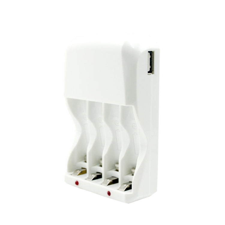 Caricabatterie USB temporizzato per batterie AA e AAA