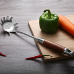 Utensili cucina in acciaio inox 304 con manico in legno