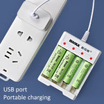 Caricabatterie USB 4 slot per batterie AAA/AA 1,2V