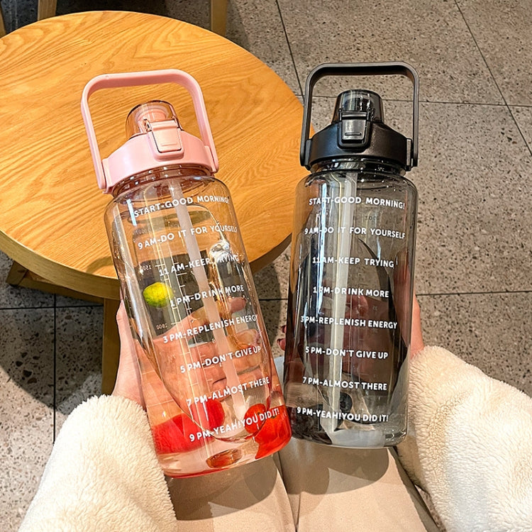 Borraccia sportiva 2000 ml con cannuccia e chiusura ermetica