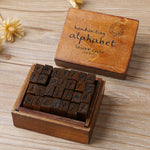 Set 28 timbri alfabeto e numeri in legno vintage