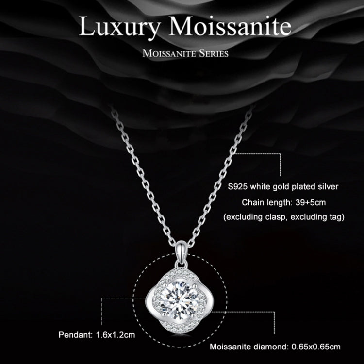 Collana con pendente in moissanite placcata oro bianco S925