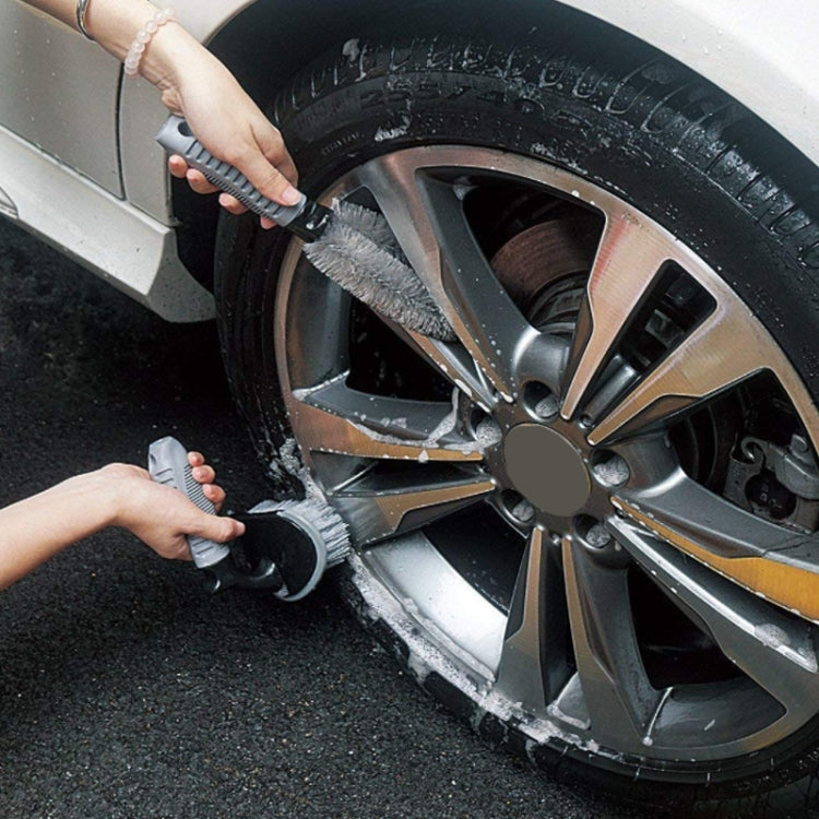 Set 6 spazzole per pulizia auto e pneumatici