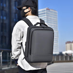 Zaino impermeabile per laptop 15,6" con porta USB
