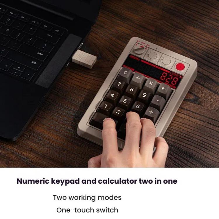 Tastiera numerica meccanica 8BitDo Retro18 con connessione tri-mode