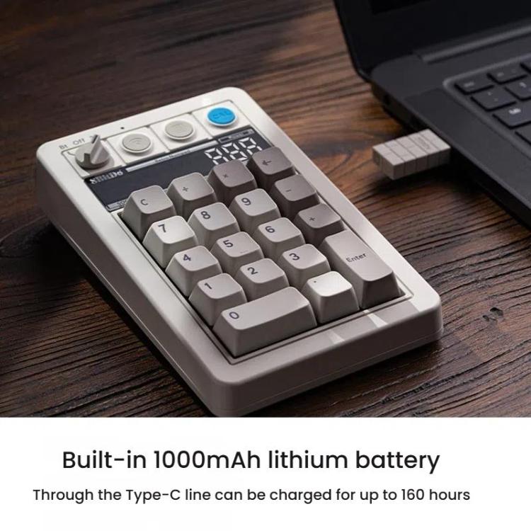 Tastiera numerica meccanica 8BitDo Retro18 con connessione tri-mode