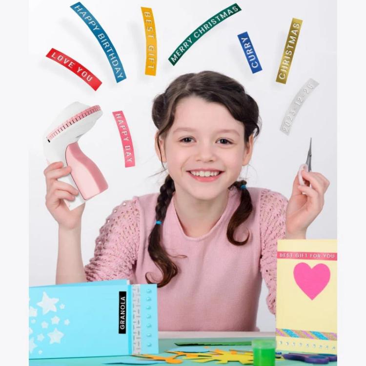 Etichettatrice meccanica portatile a rilievo Phomemo E975, larghezza di stampa 9 mm, With 3 Tapes Pink, With 3 Tapes Green, With 3 Tapes Blue, With 3 Tapes Black, With 6 Tapes Pink, With 6 Tapes Green, With 6 Tapes Blue, With 6 Tapes Black