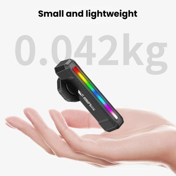 Fanale posteriore colorato per bicicletta con sensore frenata