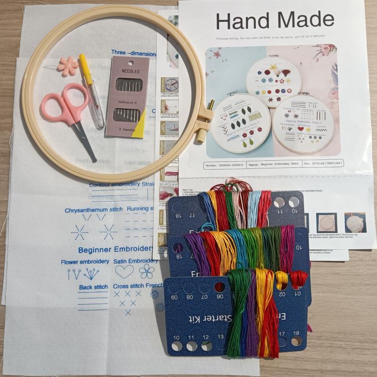 Kit di ricamo 3 in 1 per principianti con telaio e fili