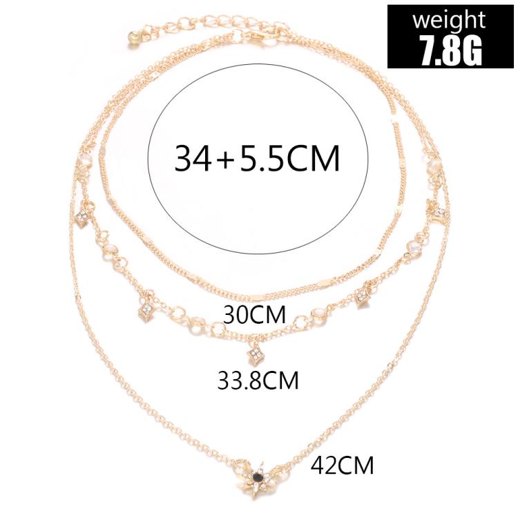 Collana con ciondolo a stella multistrato