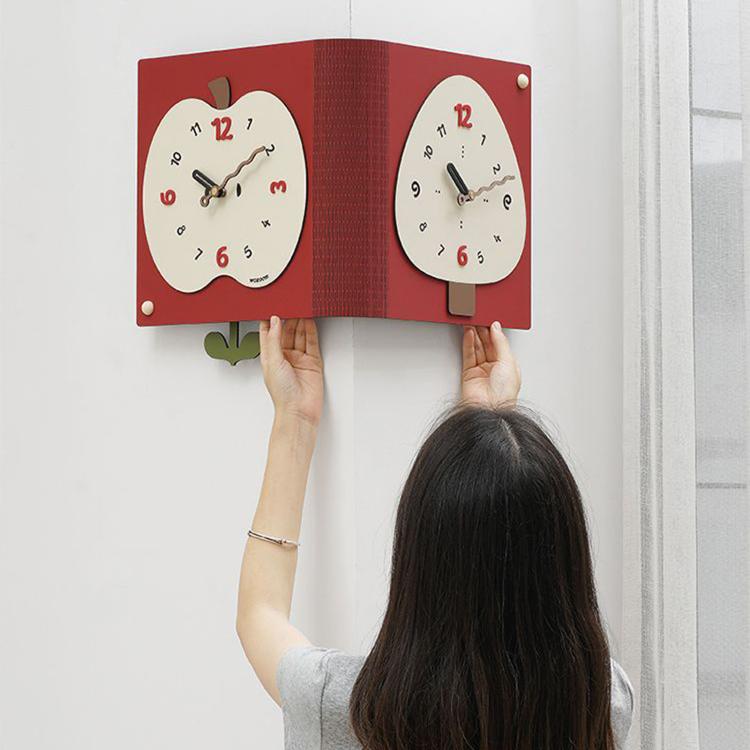 Orologio da parete angolare doppia faccia minimalista