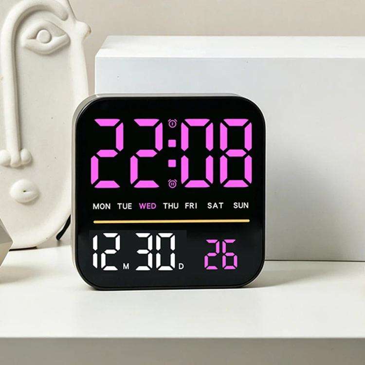 Sveglia digitale a LED da tavolo con luce notturna, uscita USB e display dimmerabile.
