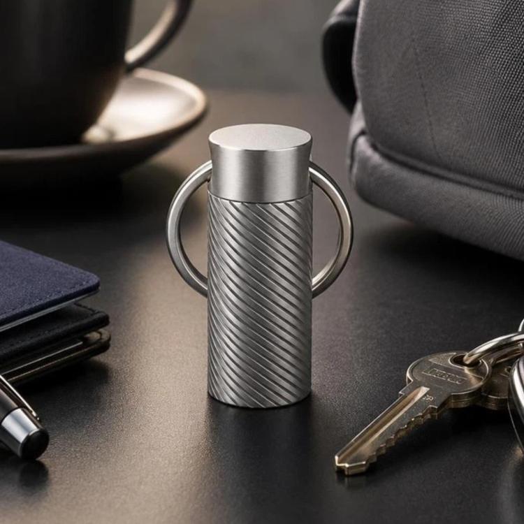 Mini portachiavi portatile EDC per esterni, sigillato, in lega di titanio, impermeabile, Knurling, Polishing, Iridescent Color