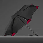 Ombrello pieghevole OLYCAT a tre sezioni con rivestimento nero, manuale, ideale per sole e pioggia.