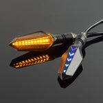 1 coppia di indicatori di direzione sequenziali a LED per moto con freccia DRL, indicatori di direzione ambra a flusso continuo su entrambi i lati.