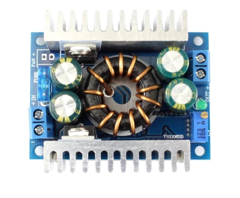 Convertitore DC-DC boost regolabile 8-32V a 9-46V, 8A