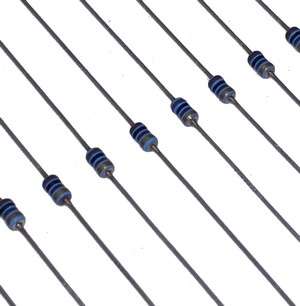 Resistenza 5,6Kohm   1/8W 1%