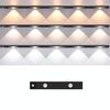 Barra luminosa con sensore di movimento ricaricabile da 20 cm, lampada per armadio con telecomando (nero)