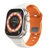 Per Apple Watch 46mm / 49mm / 45mm / 44mm Kalebol Wave Reverse Buckle Cinturino in silicone bicolore (arancione chiaro)