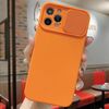 Per iPhone 15 Pro Custodia per telefono in silicone liquido TPU con protezione per fotocamera scorrevole (arancione)