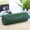 T2 Auto Piccolo altoparlante cilindrico con torcia elettrica Desktop Bluetooth 4.0 Speaker wireless (verde)