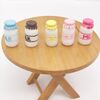 3 PCS 1:12 Mini Doll House Pocket Furniture Ornamenti Simulazione Bottiglia per il latte, consegna a colori casuali