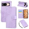 Custodia in pelle con 3 slot per carte di credito e motivo a fiori di rosa per Google Pixel 8 (viola)