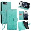 Per iPhone 16e Custodia in pelle goffrata con motivo albero e cervo (verde)