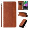 Custodia per iPhone 14 Plus in pelle magnetica resistente con motivo intrecciato in rilievo (marrone)