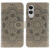 Custodia in pelle con motivo in rilievo Sun Mandala per Samsung Galaxy S25 Edge 5G (grigio)
