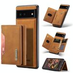 Per Google Pixel 7 5G DG.MING M2 Series 3-Fold Multi Card Bag Custodia per telefono (marrone)