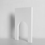 Arco basso arco interno in legno massello geometrico poligono poligono puntelli creativi fotographia ornamenti