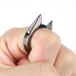 Anello di sopravvivenza per donna, uomo, sicurezza, strumento, autodifesa, acciaio inossidabile, difesa dalle dita (nero)